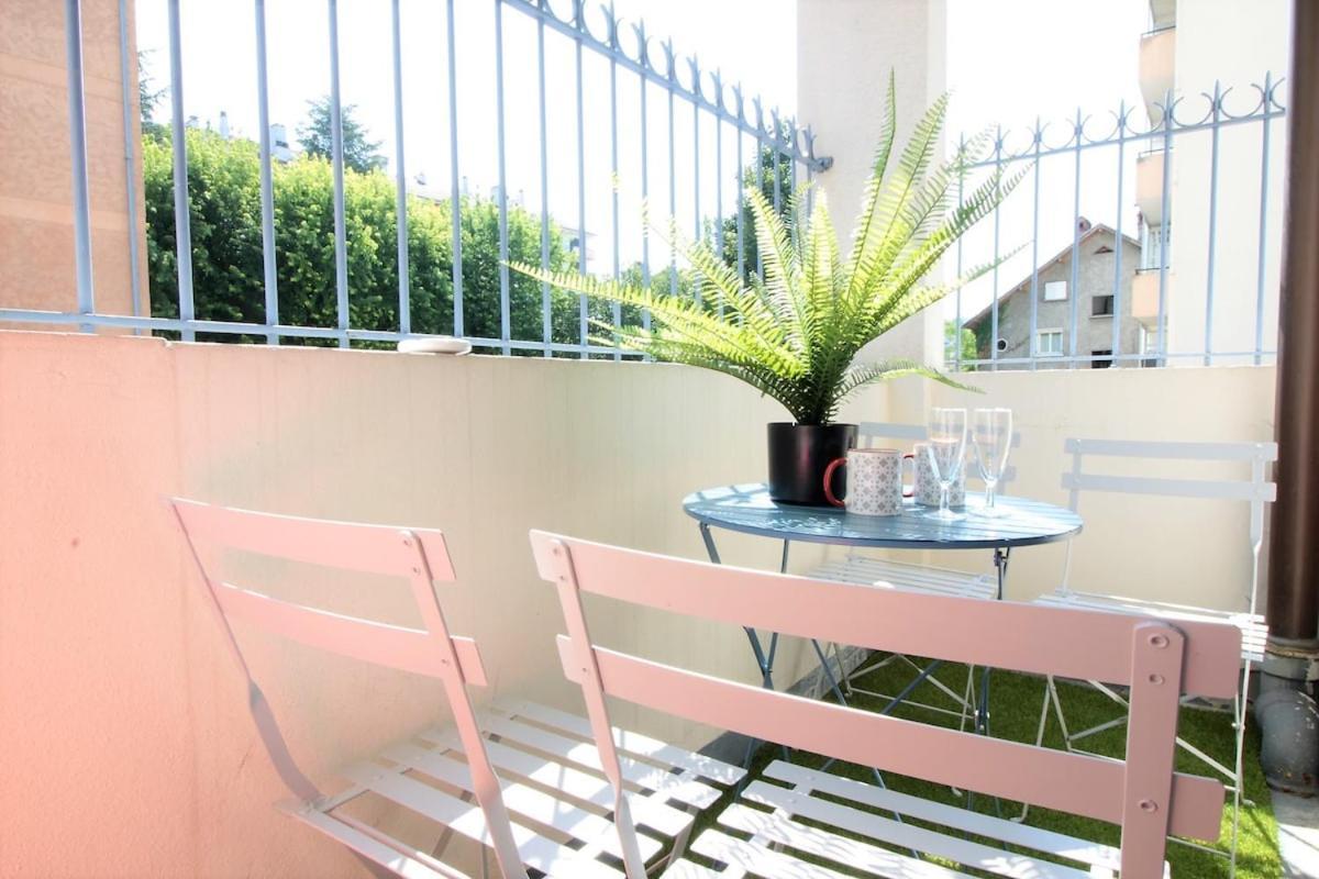 Apartamento Brooklyn Proche De La Gare Annecy Exterior foto